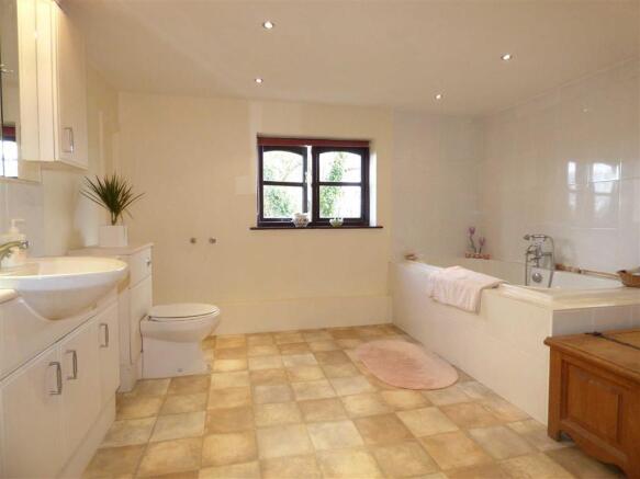 Ensuite