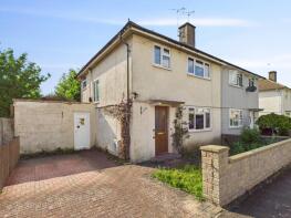 12, Upper Churnside, Cirencester GL7 1AL