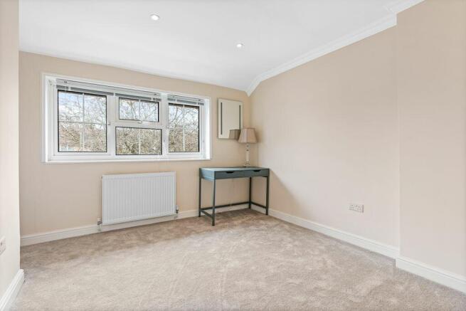 Bedroom 2 (Double)