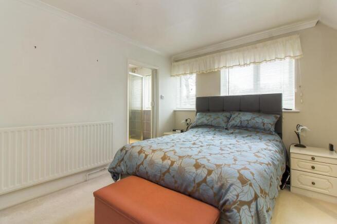 bed a.jpg