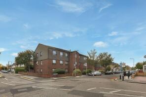 50, Hastingwood Court, Youngs Road, Barkingside, Ilford IG2 7LF