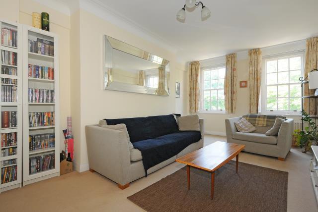 Reception Room (shot 1)