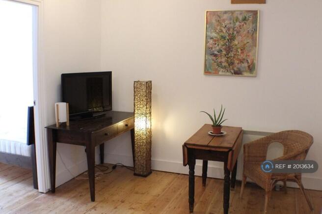 Lounge / Kitchen