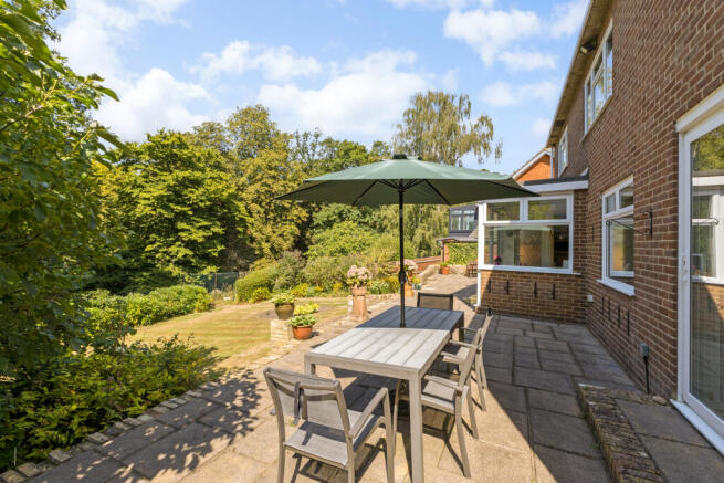 Fallowfield, Stanmore, HA7 photo 4