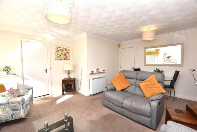 2 bed Apartment for sale Image 6