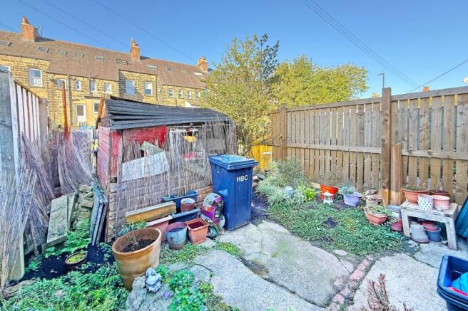 4 bed Terraced for sale Image 12