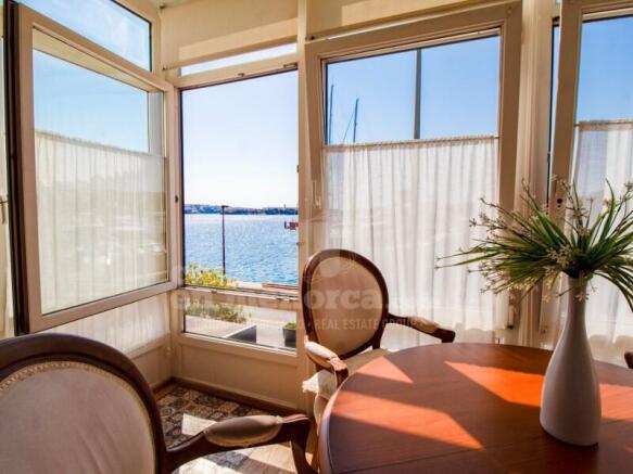 Flat in the port of Mahon