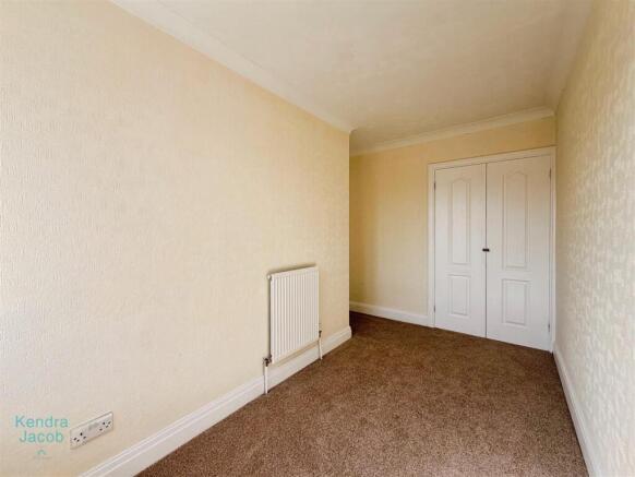 3 bed Semi-Detached for sale Image 12