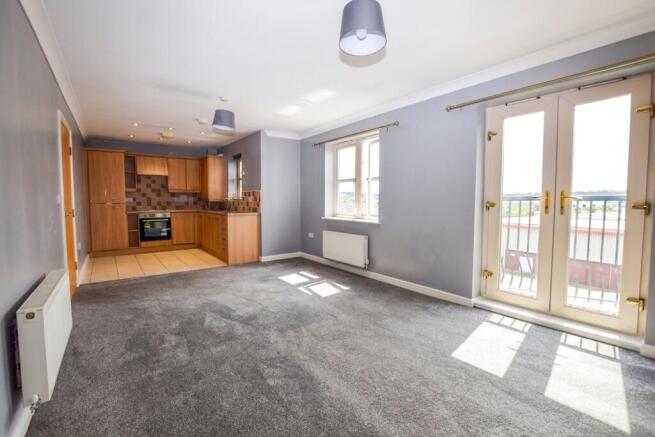 2 bed Flat for sale Image 5