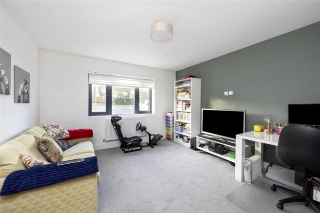 Bedroom 5/Office