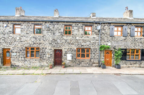 Green End Road, East Morton, West Yorkshire, BD20