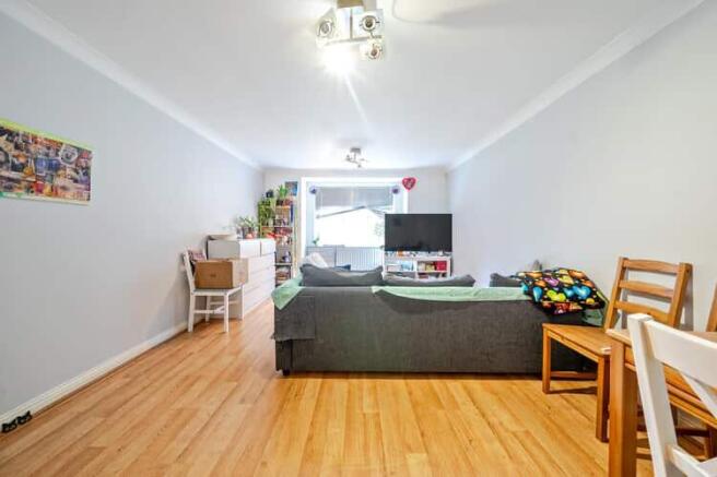 2-bed flat on Arborfield Close, Brixton, London, SW2, £170,000