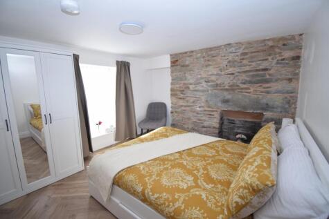 Apartment 1, 6 Heol Tegid, Bala