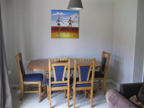 LOUNGE / DINER