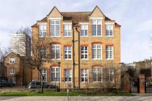 10, 110 Old Chesterton Building, Battersea Park Road, London SW11 4LZ