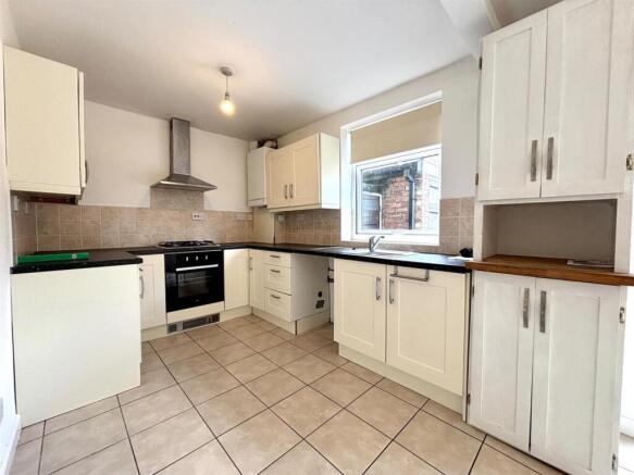 KITCHEN.jpeg