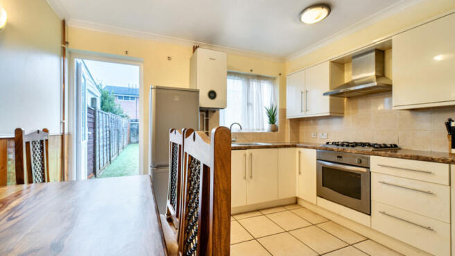 Arragon Road, East Ham, London, E6 1QP photo 3