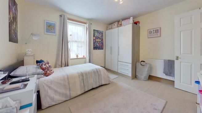 20-Ashburnham-Road-Bedroom(4).jpg