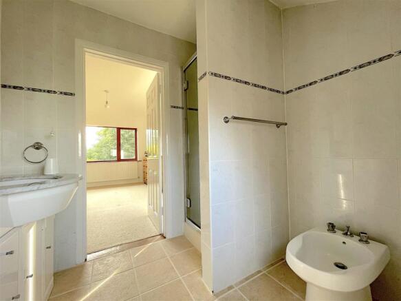 En-Suite Two (2).jpeg