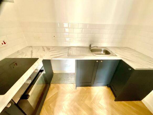 1 bed Flat to rent Image 9