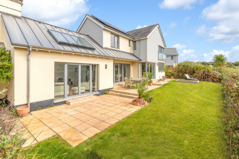 Edwards Close, Thurlestone
