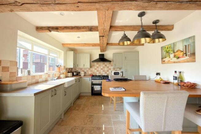 3 bed Detached for sale Image 12