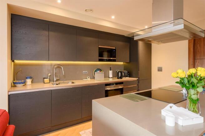 OPEN PLAN LIVING DINING KITCHEN