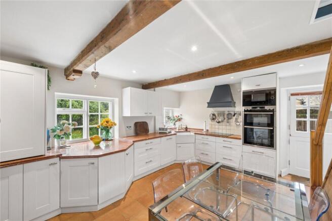 3 bed Terraced for sale Image 5