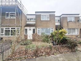 182, Caswell Close, Farnborough GU14 8TQ
