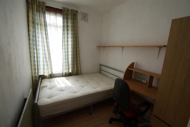 4 bed Terraced to rent Image 4
