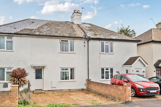 3-bed terraced on Alexandra Road, Ashford, £450,000