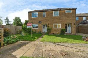 21, Acreman Court, Sherborne DT9 3PW