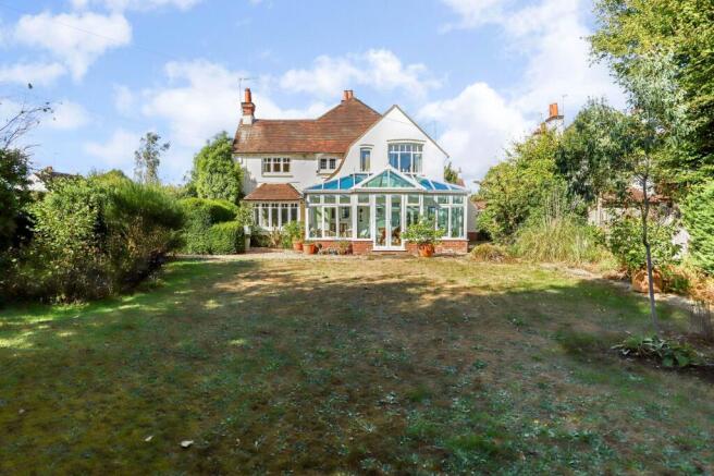 5-bed detached on 58, Shortheath Road, Farnham, GU9, £1,300,000