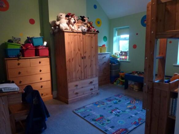 Photo 8