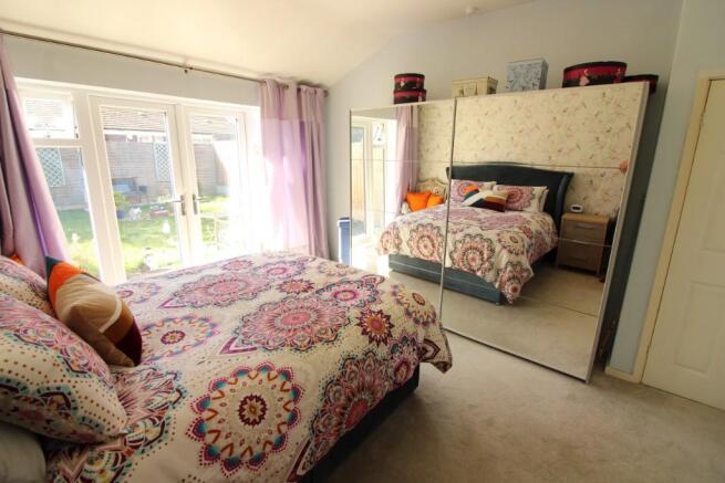 Bed 1