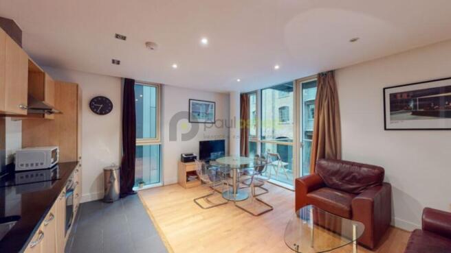 Times-Square-Whitechapel-12132020_222037-2