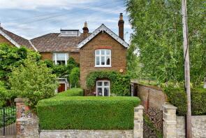17 The Cottage, Dorset Road, Windsor SL4 3BA