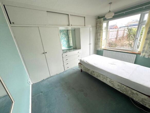 2 bed Semi-Detached Bungalow for sale Image 4