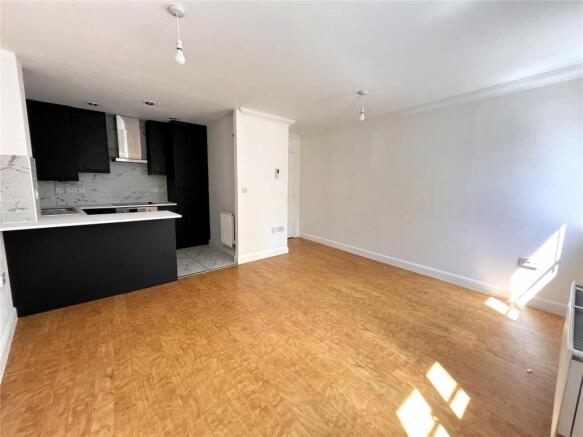 Lounge/Kitchen