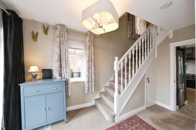 3 bed Semi-Detached for sale Image 6