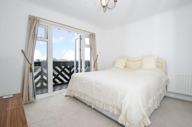 Master bedroom - fir