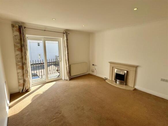 176 Bedowan Meadows Lounge