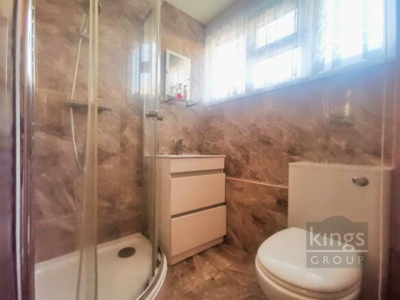 Shower Room.jpg