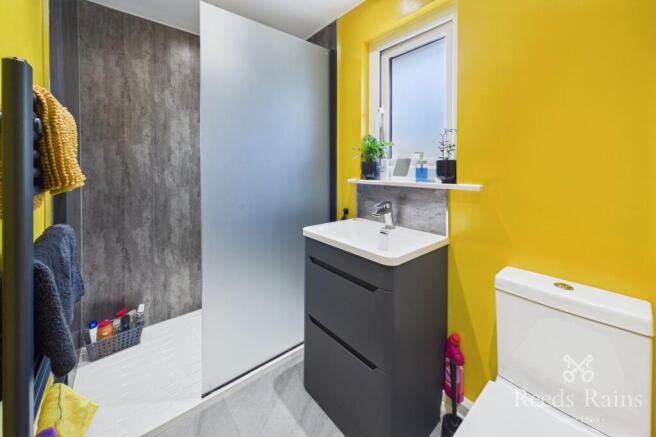 3 bed Semi-Detached for sale Image 12