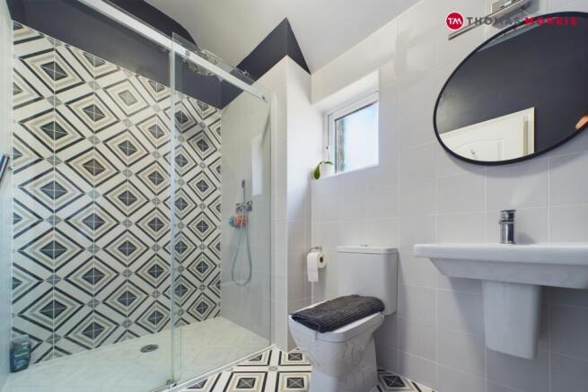 En Suite Bathroom