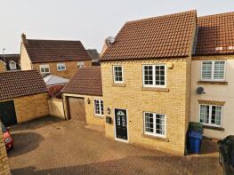 22, Ream Close, St. Neots PE19 2HE
