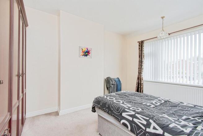 3 bed Detached for sale Image 9