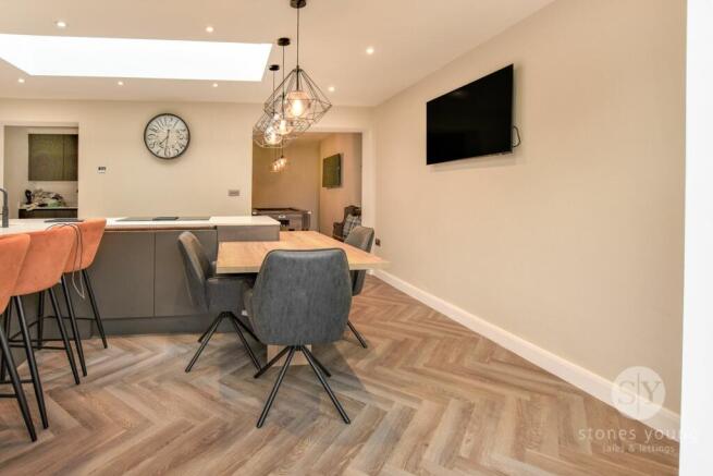 Open Plan Living / Dining Kitchen