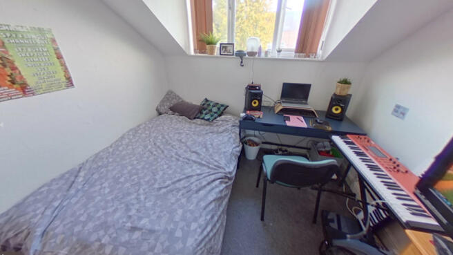6 bed House Share to rent Image 6