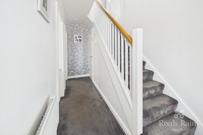 3 bed Semi-Detached for sale Image 8
